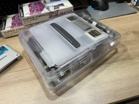 Super Famicom Replacement Case - Crystal Clear - Image 4